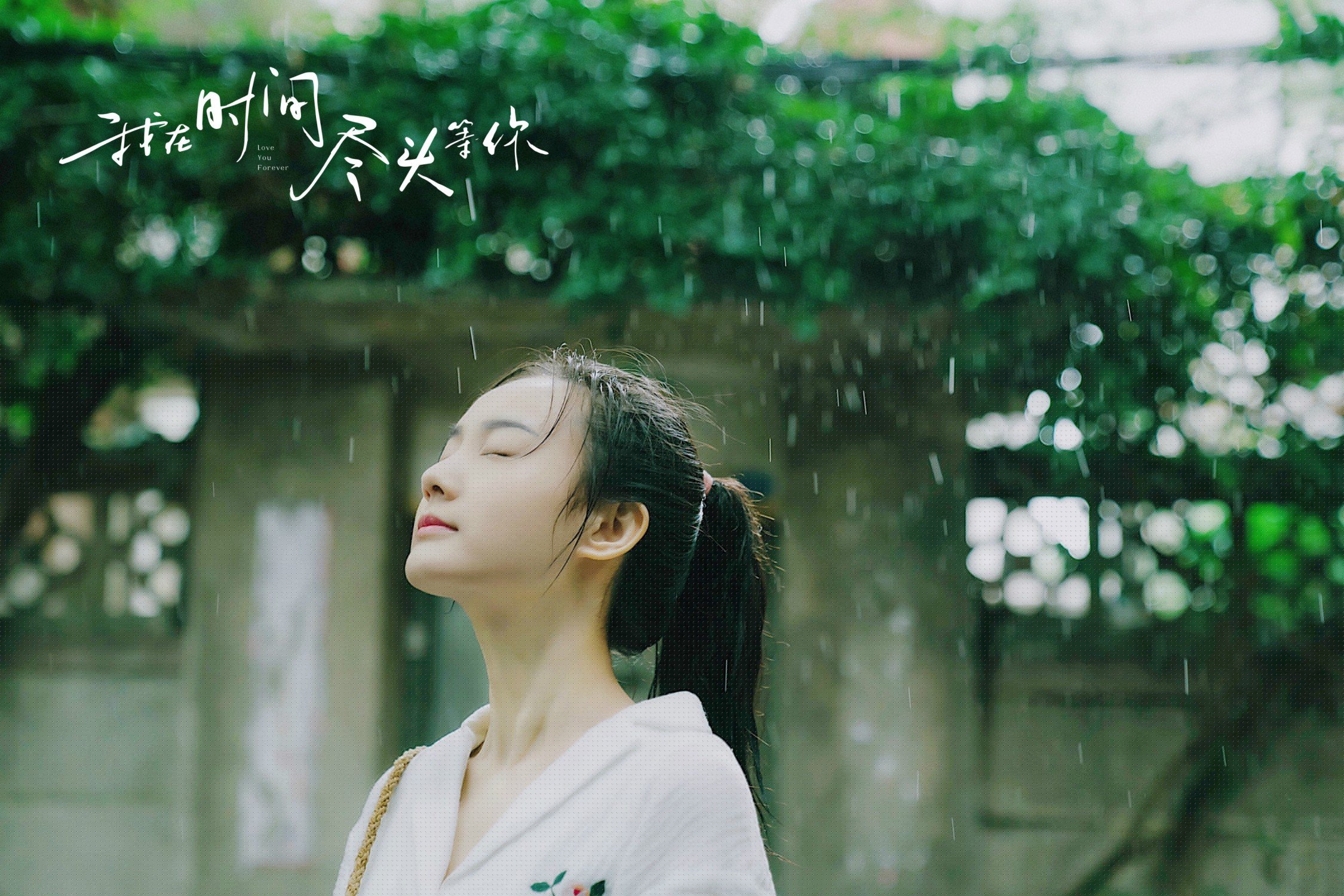 “监测运动员心理状态：团队压力管理的科技新策略”，运动员心理测试